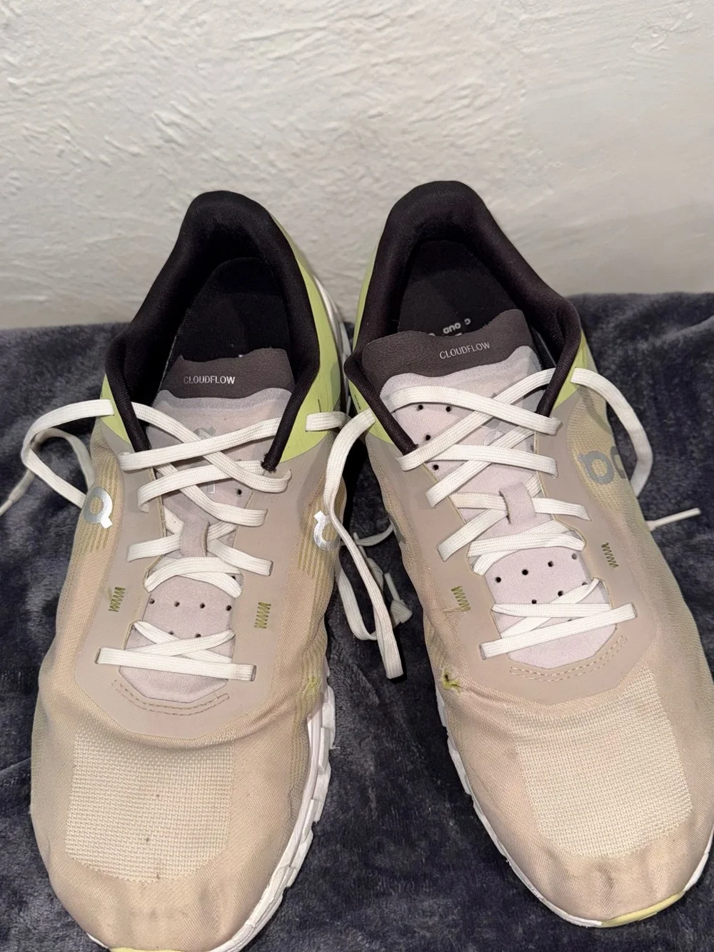 On Running Cloudflow Men's Running Shoes in Beige and Lime